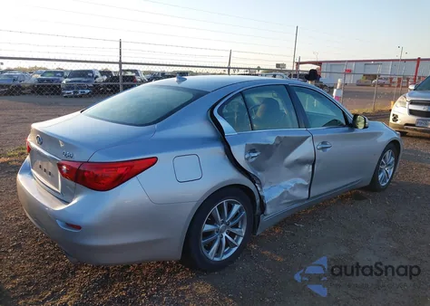 2015 Infiniti Q50 Premium z USA, uszkodzony, nr VIN JN1BV7AP9FM346860